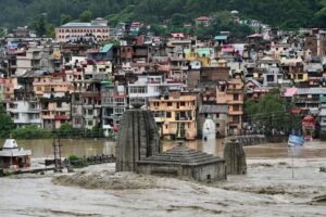 PM Modi Meeting On Himachal Flood News: PM Modi ने बुलाई हाई लेवल मीटिंग, 330 लोगों की मौत, 10 हजार करोड़ का नुकसान