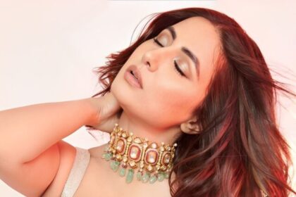 hina-khan-is-very-glamorous-and-sizzling-in-real-life (7)