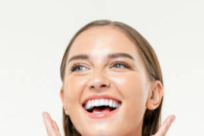 beauty-hacks-for-achieving-a-golden-era-glow-up (1)