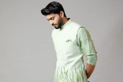 outfit-ideas-for-durga-puja (8)