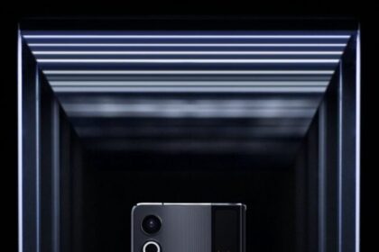 tecno-phantom-ultimate-rollable-smartphone (1)