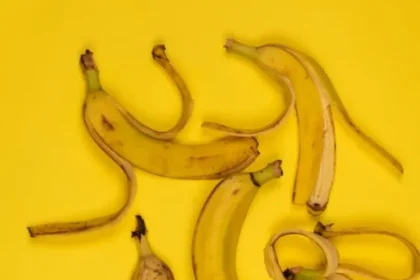 banana-peels-For-face