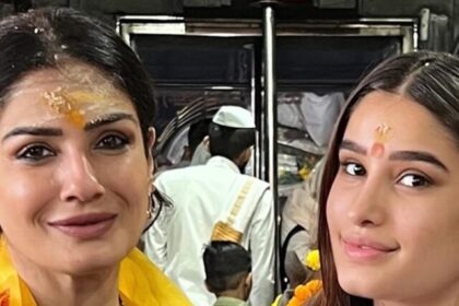 Raveena-Tandon-And-Rasha-Thadani-visits-bhimashankar-temple-1