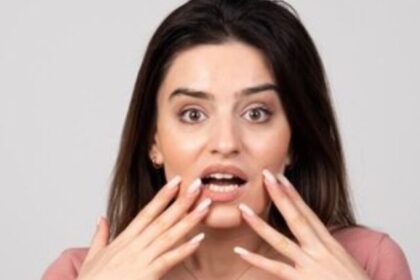 mouth-ulcer-main