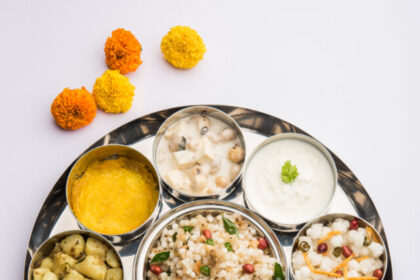 Navratri,Upwas,Thali,/,Fasting,Food,Platter,,Selective,Focus