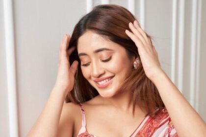 shivangi-joshi-in-printed-saree-819x1024